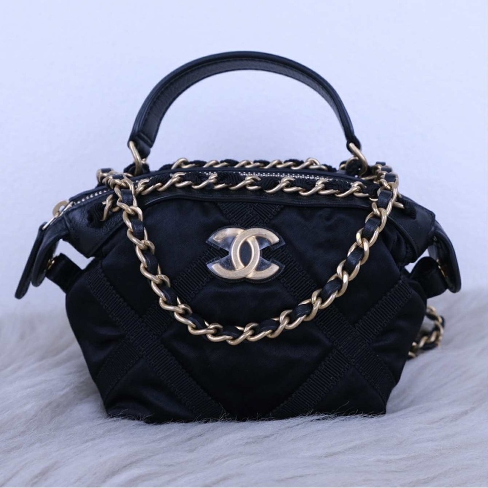 CHANEL Life style clutch GHW series 31